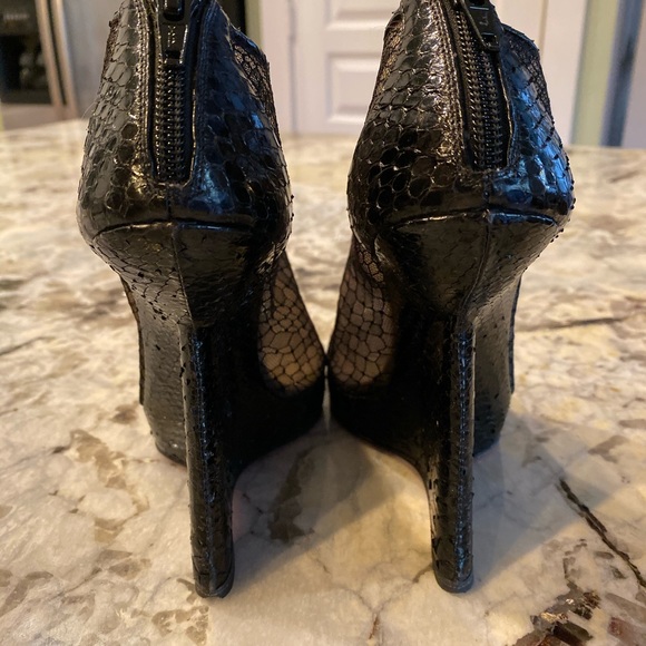 CL Snakeskin Peeptoe - Picture 4 of 6